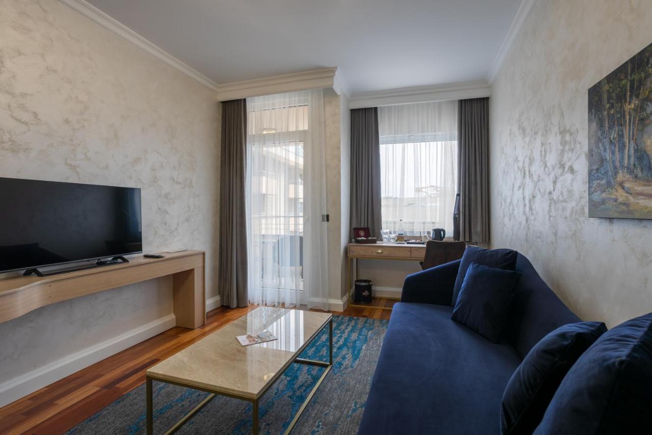 A Hoteli - Hotel Izvor Arandjelovac Dış mekan fotoğraf Suite